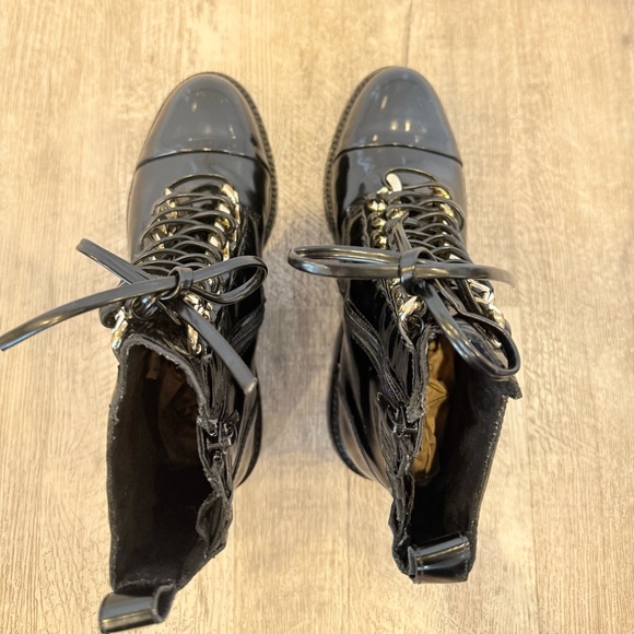 Jeffrey Campbell Leather Shiny Black and Gold Chain Boots NEW - Picture 4 of 14